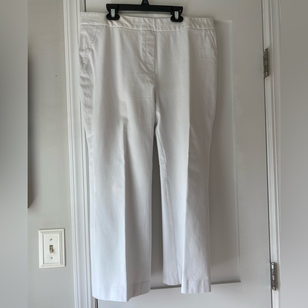 SPANX Pull On White Stretch Chinos with “Silver Lining Technology”